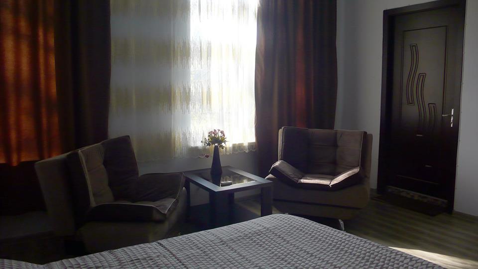 Hotel Newland Chiatura Экстерьер фото