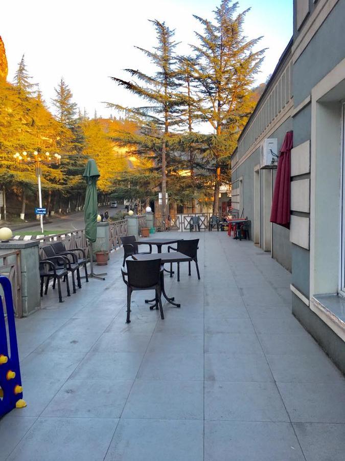 Hotel Newland Chiatura Экстерьер фото